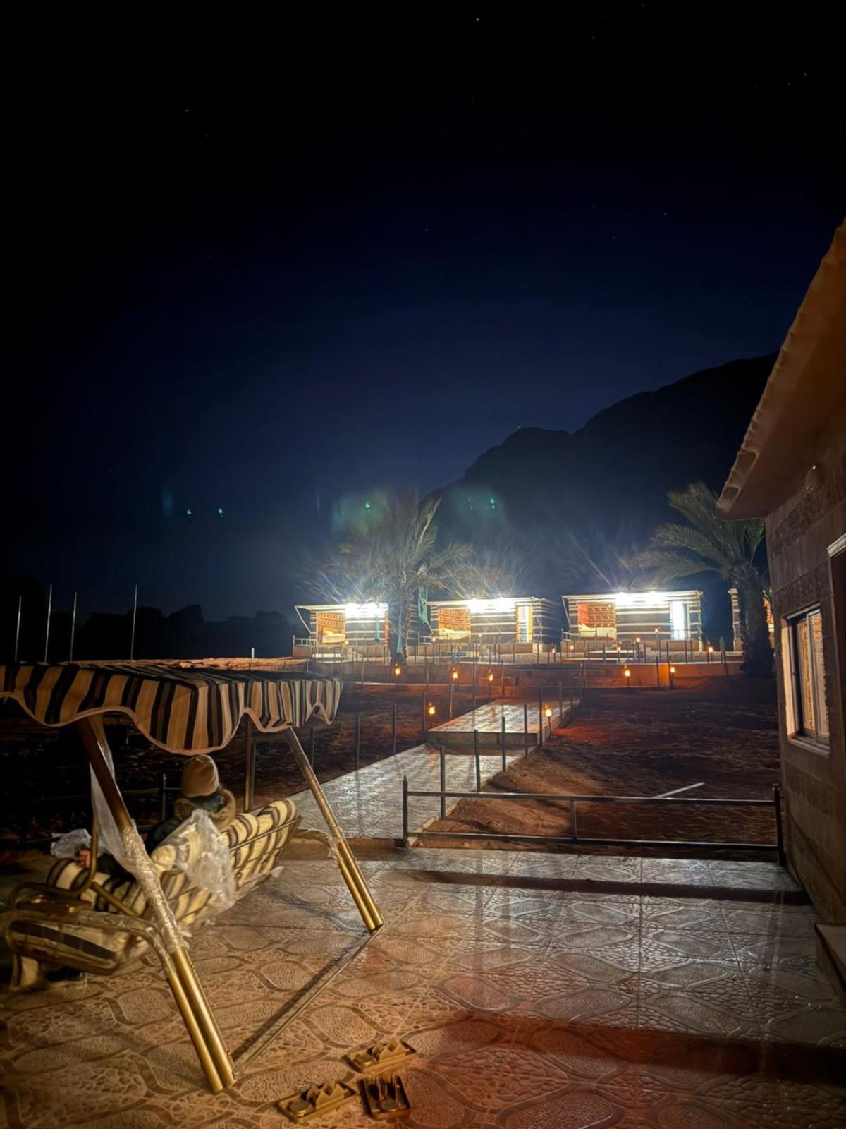 Falling Stars Camp Wadi Rum Exterior photo
