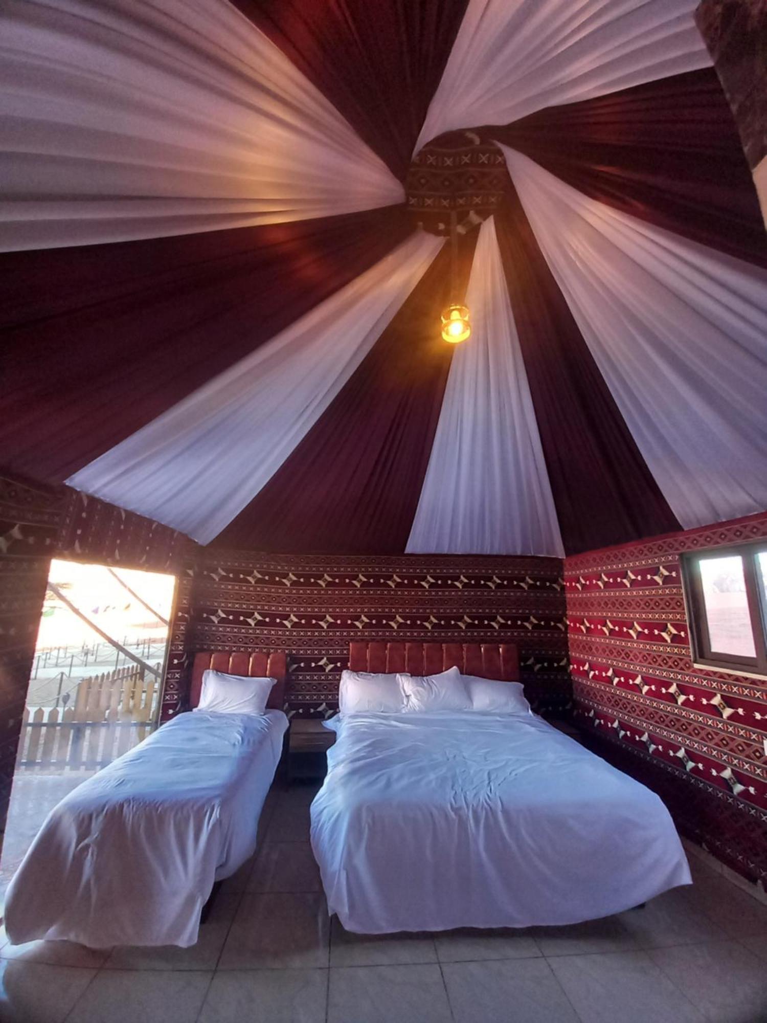 Falling Stars Camp Wadi Rum Exterior photo