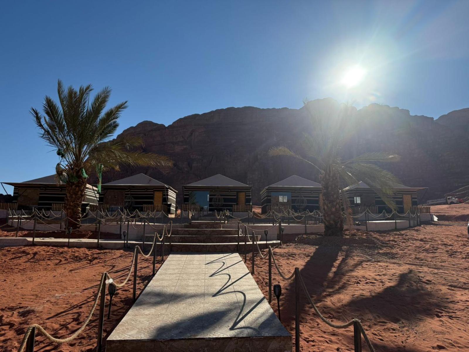 Falling Stars Camp Wadi Rum Exterior photo